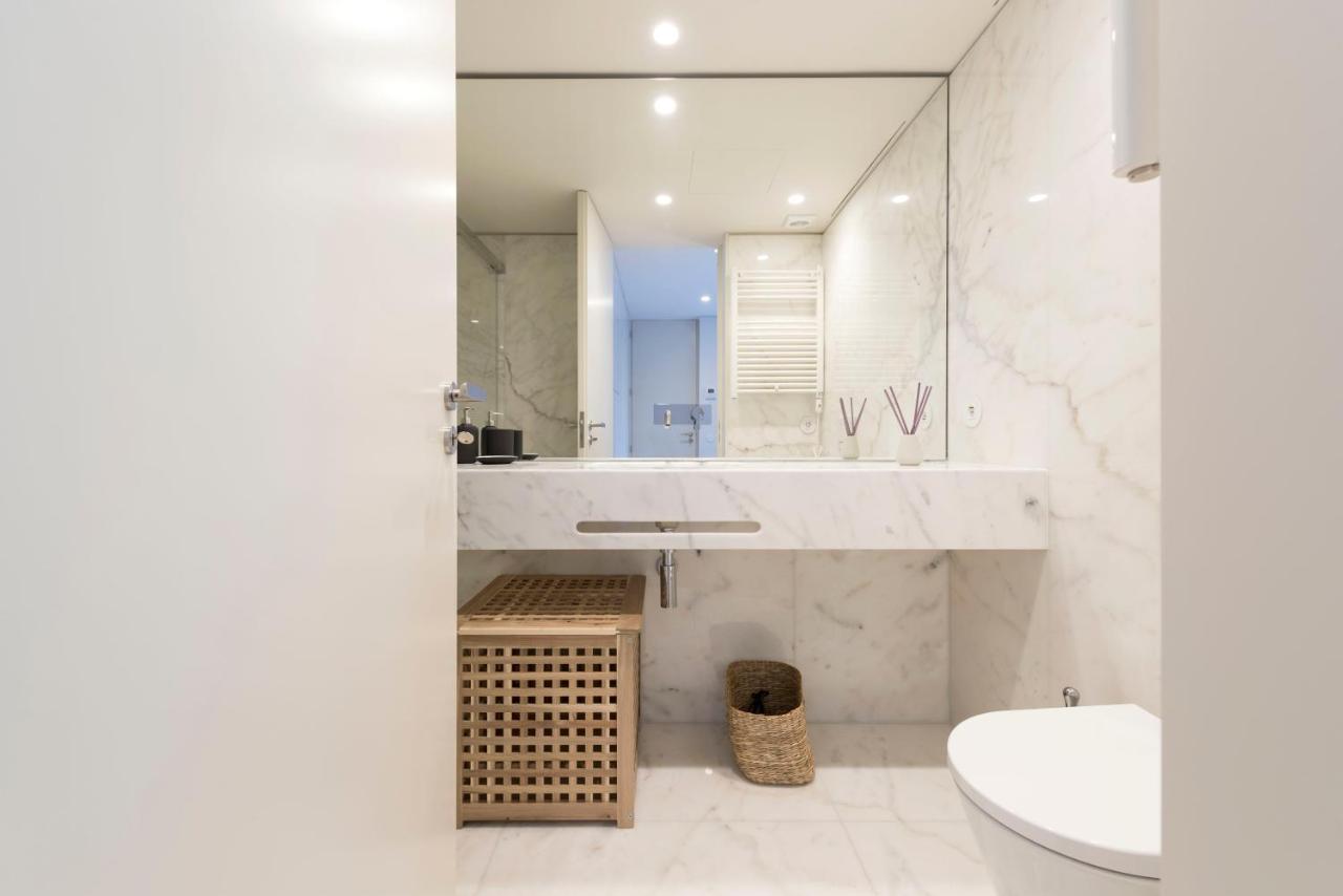 Lovelystay - Primrose 2Br Flat With Free Parking, Ac And Balcony Porto Exterior foto